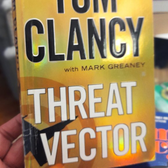 Set of 5 Tom Clancy Paperback Novels - Picture 9 of 11